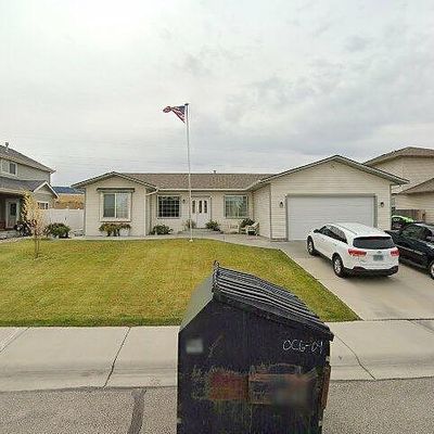 1511 Falcon Crest Blvd, Casper, WY 82601