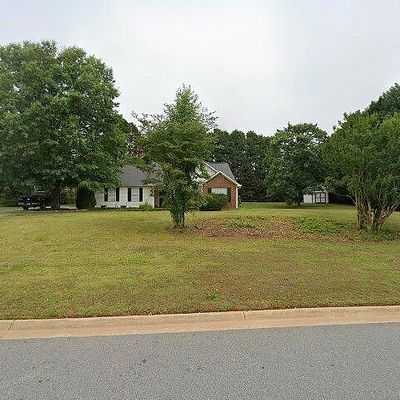 191 Peeks Crossing Dr, Senoia, GA 30276