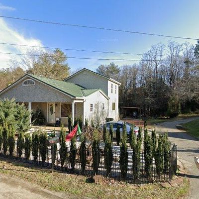 200 Walnut Ave, Hudson, NC 28638