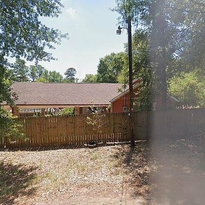 240 Pinehurst Dr, Marshall, TX 75670