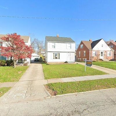 21407 Clare Ave, Maple Heights, OH 44137