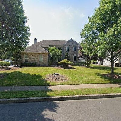 2608 Woodsview Dr, Bensalem, PA 19020