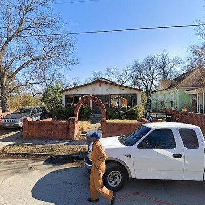 2726 Carpenter Ave, Dallas, TX 75215