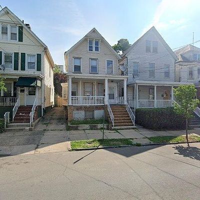 29 Louis St, New Brunswick, NJ 08901