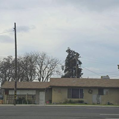 343 S East Ave, Reedley, CA 93654