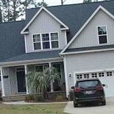 691 S Shore Dr, Southport, NC 28461