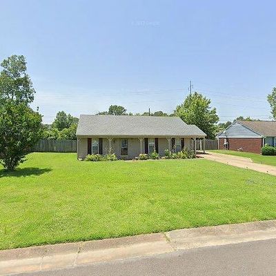 7461 Cliffwood Dr, Horn Lake, MS 38637