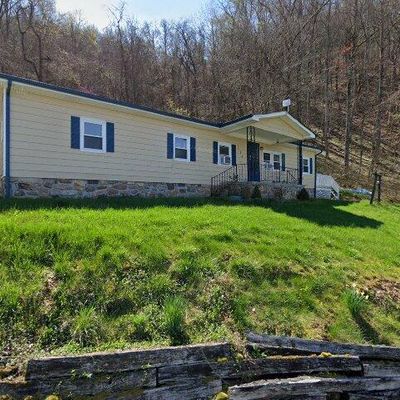 771 Alpine Dr, Sevierville, TN 37876