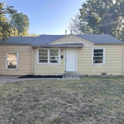 1014 Pineridge St, Wichita, KS 67218