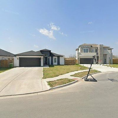 9408 W Queen Palm, Los Fresnos, TX 78566