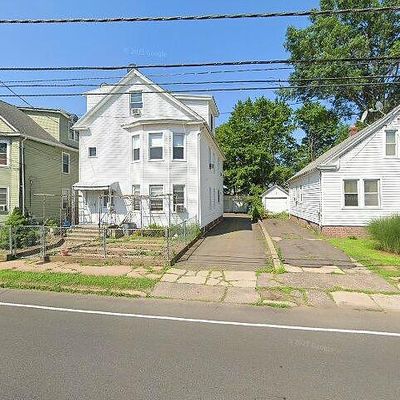 136 Circular Ave, Hamden, CT 06514