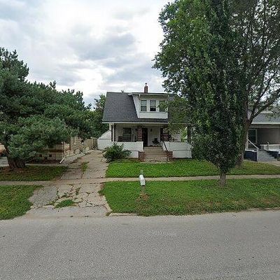 2310 Holdrege St, Lincoln, NE 68503