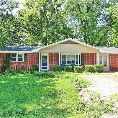 2401 Hilltop Ln, Cape Girardeau, MO 63701