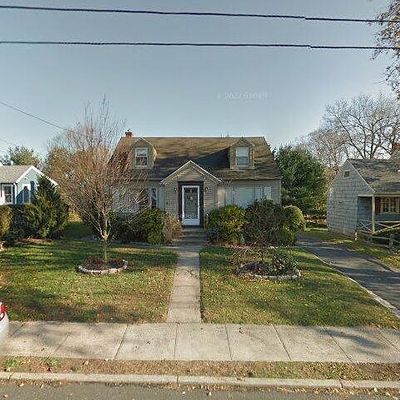 30 General Patton Dr, Naugatuck, CT 06770