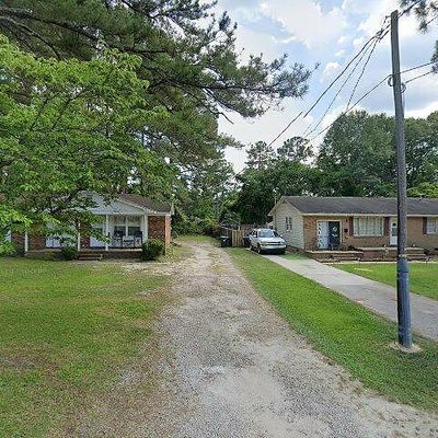 304 E 5 Th Ave, Raeford, NC 28376