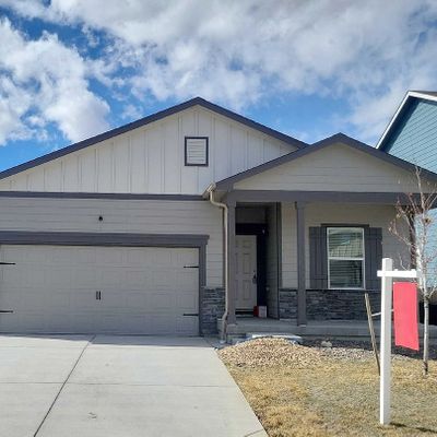 389 Maple St, Bennett, CO 80102