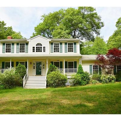 6 Wheelock Rd, Ellington, CT 06029