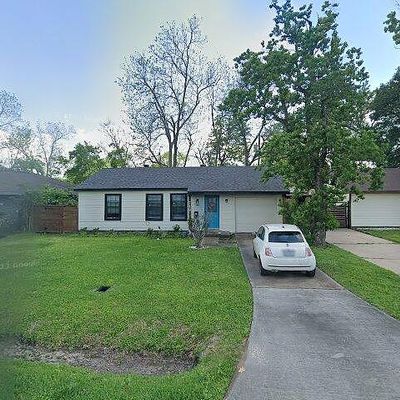 718 Jerry St, Houston, TX 77022