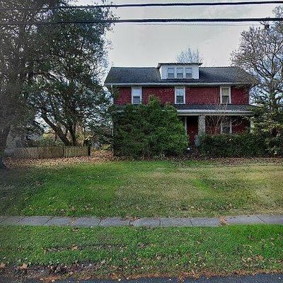 727 Kedron Ave, Morton, PA 19070