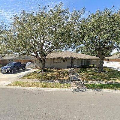 733 Belmeade Dr, Corpus Christi, TX 78412