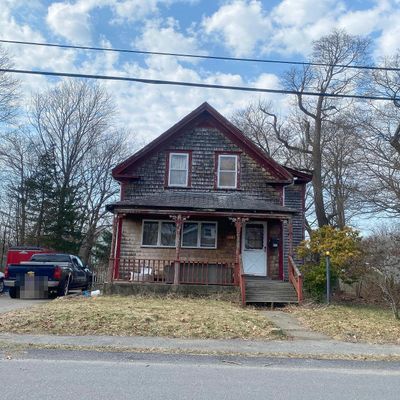 68 Forest St, Middleboro, MA 02346