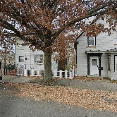 85 Collins St, Lynn, MA 01902