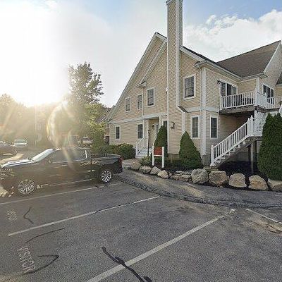 105 Regency Ln, Abington, MA 02351