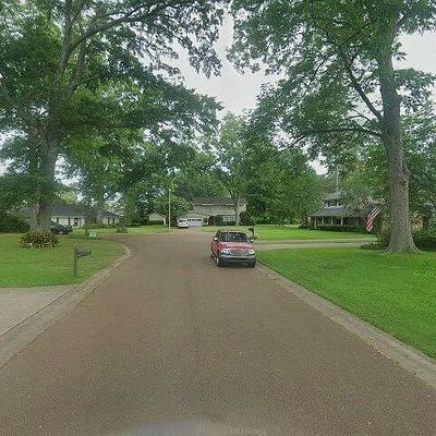 11 Sun Ct, Natchez, MS 39120