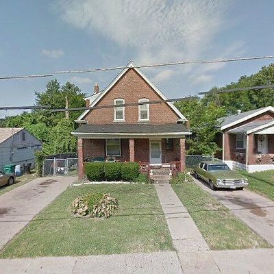 1335 Woodruff Ave, Saint Louis, MO 63133