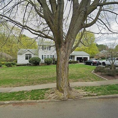 136 Judith Dr, Milford, CT 06461
