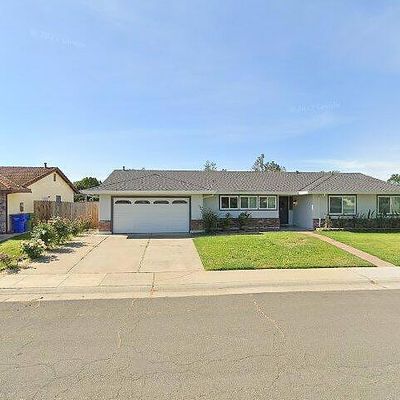 12 Ramon Dr, Galt, CA 95632