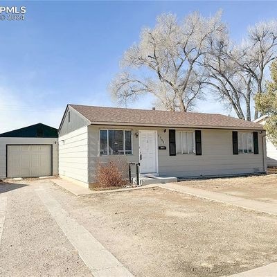 1733 Jerry Murphy Rd, Pueblo, CO 81001