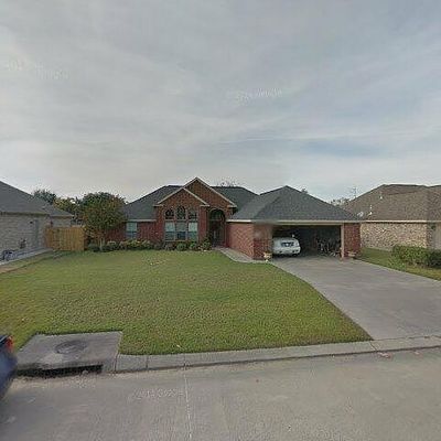 1835 Lindsey Ln, Nederland, TX 77627