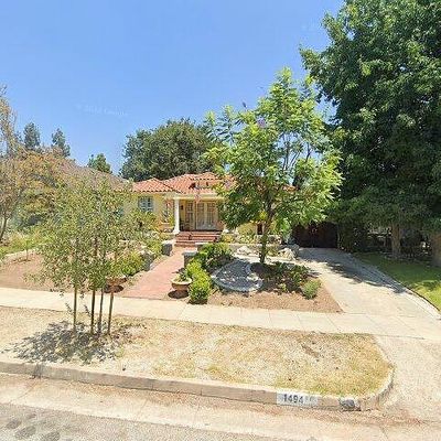 1494 N Holliston Ave, Pasadena, CA 91104