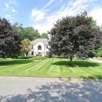 15 Founders Way, Monroe, CT 06468