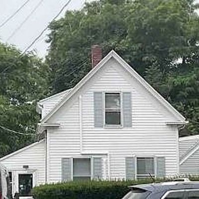 156 1/2 Court St, Plymouth, MA 02360