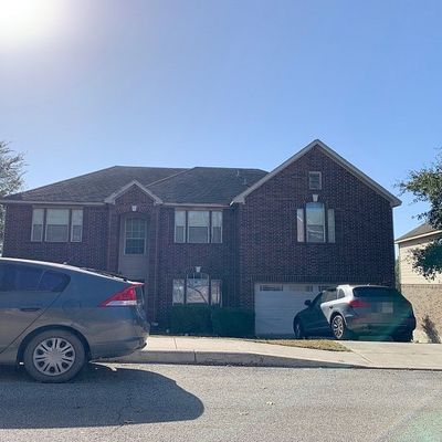 21011 La Pena Dr, San Antonio, TX 78258