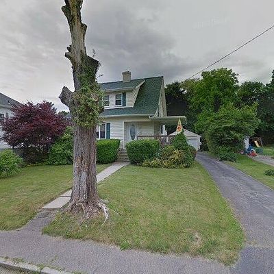 22 Everett St, Rockland, MA 02370