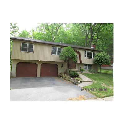 220 Kohary Dr, New Haven, CT 06515