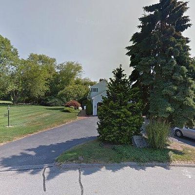 234 Hargraves Dr, Portsmouth, RI 02871