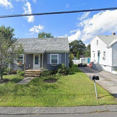 27 Norman St, Cumberland, RI 02864