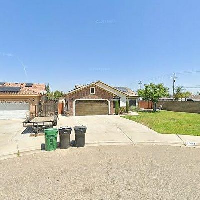 2502 Hillcrest St, Selma, CA 93662