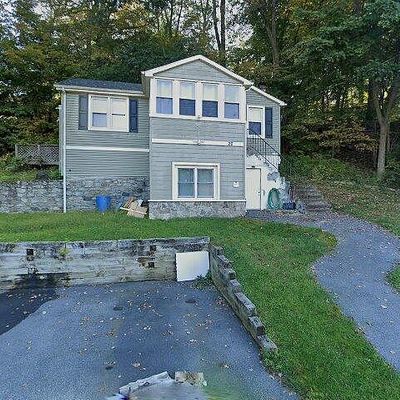 26 Calverton Dr, New Fairfield, CT 06812