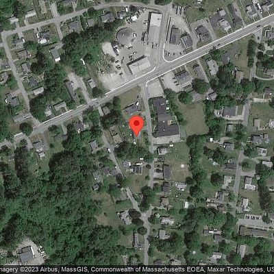 4 Pine St, Oxford, MA 01540