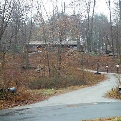 31 Sturbridge Rd, Brimfield, MA 01010