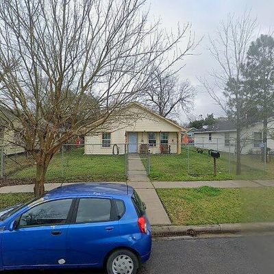 3220 Iowa St, Baytown, TX 77520