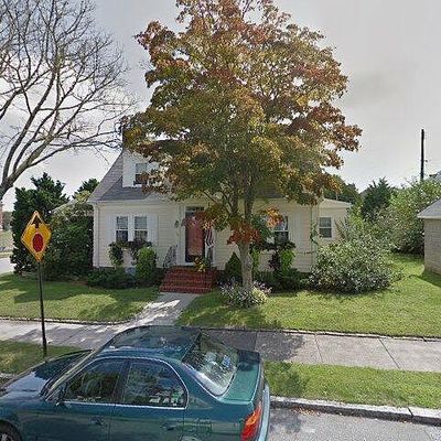 478 Bedford St, New Bedford, MA 02740