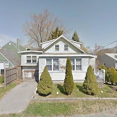 42 Orchard Ave, Barrington, RI 02806