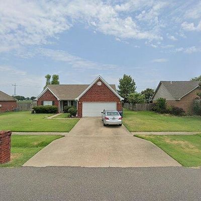 421 Magnolia St, Marion, AR 72364