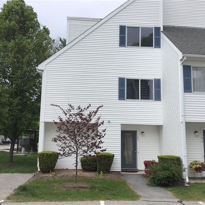 63 Perry St #105, Putnam, CT 06260